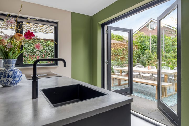 Foto 11 van Mr. C.L. Kniphorststraat 59