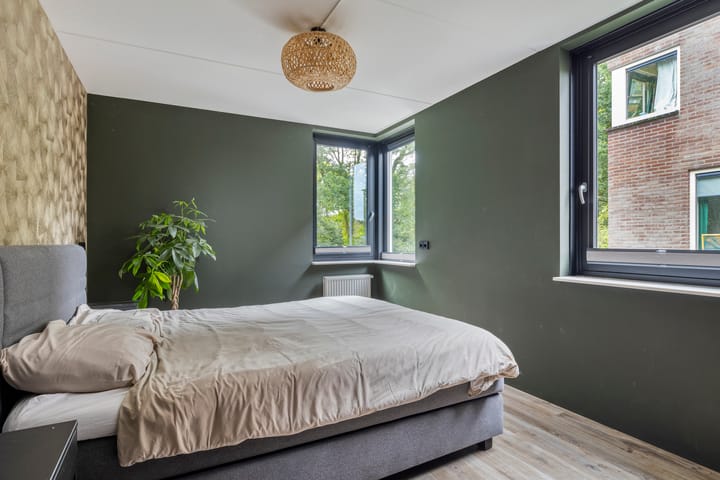 Foto 14 van Mr. C.L. Kniphorststraat 59