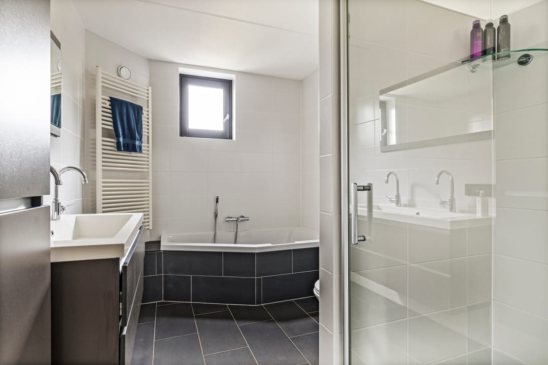 Foto 17 van Mr. C.L. Kniphorststraat 59