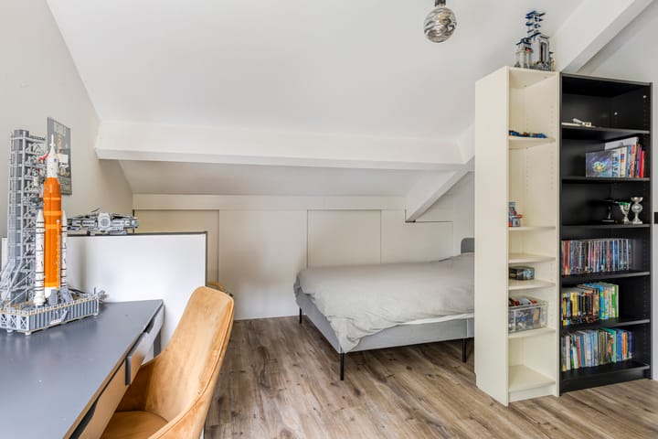 Foto 22 van Mr. C.L. Kniphorststraat 59