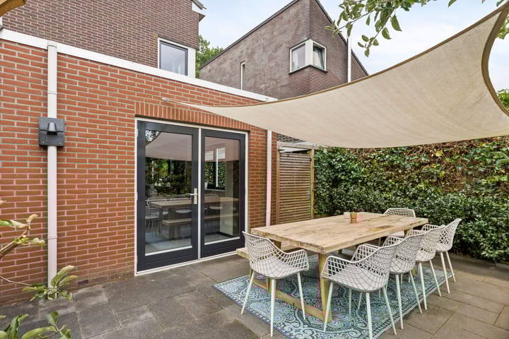 Foto 31 van Mr. C.L. Kniphorststraat 59