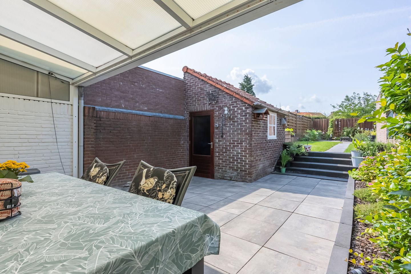 Foto 19 van Burg.Franssenstraat 43