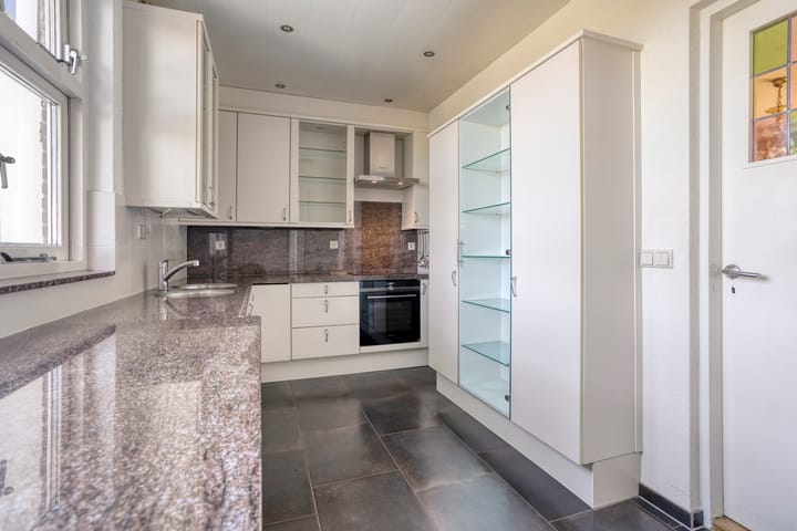 Foto 16 van Torenlaan 7