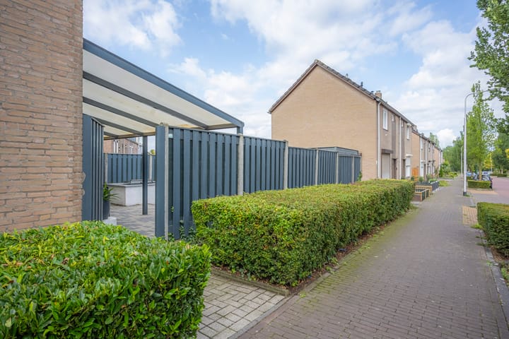 Foto 19 van Vroenstraat 38