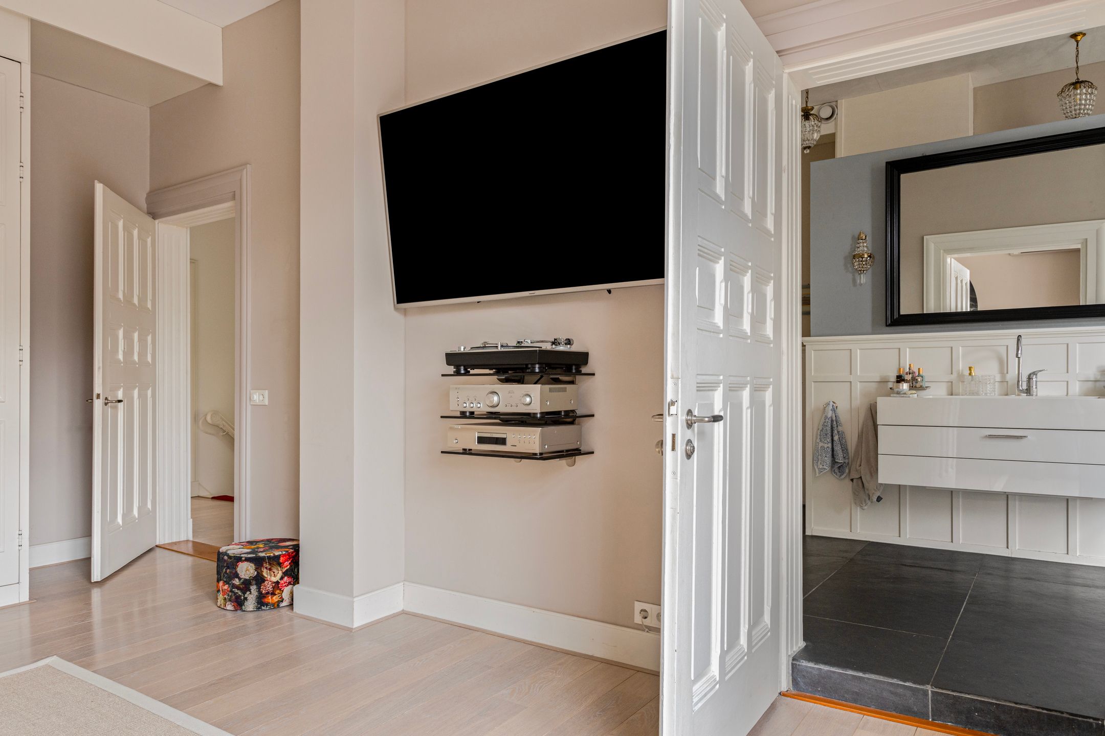 Foto 33 van Ripperdastraat 27