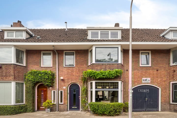 Zuid-Oosterstraat 63 main image