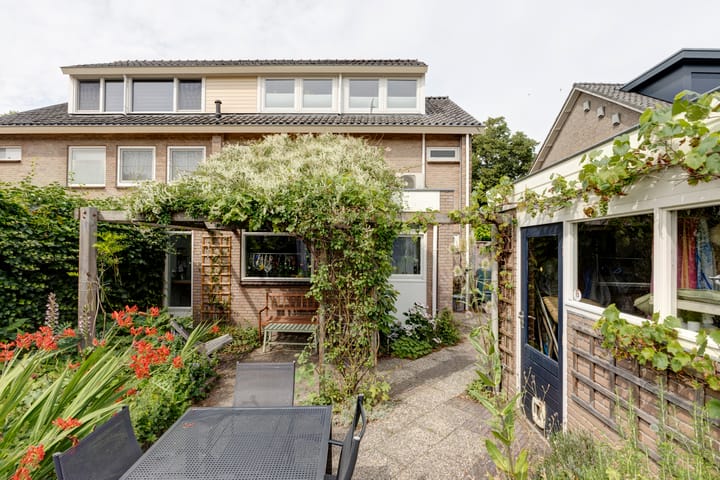 Foto 2 van Erasmuslaan 8