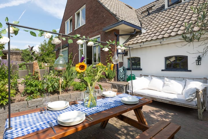 Foto 25 van Nieuw-Loosdrechtsedijk 127