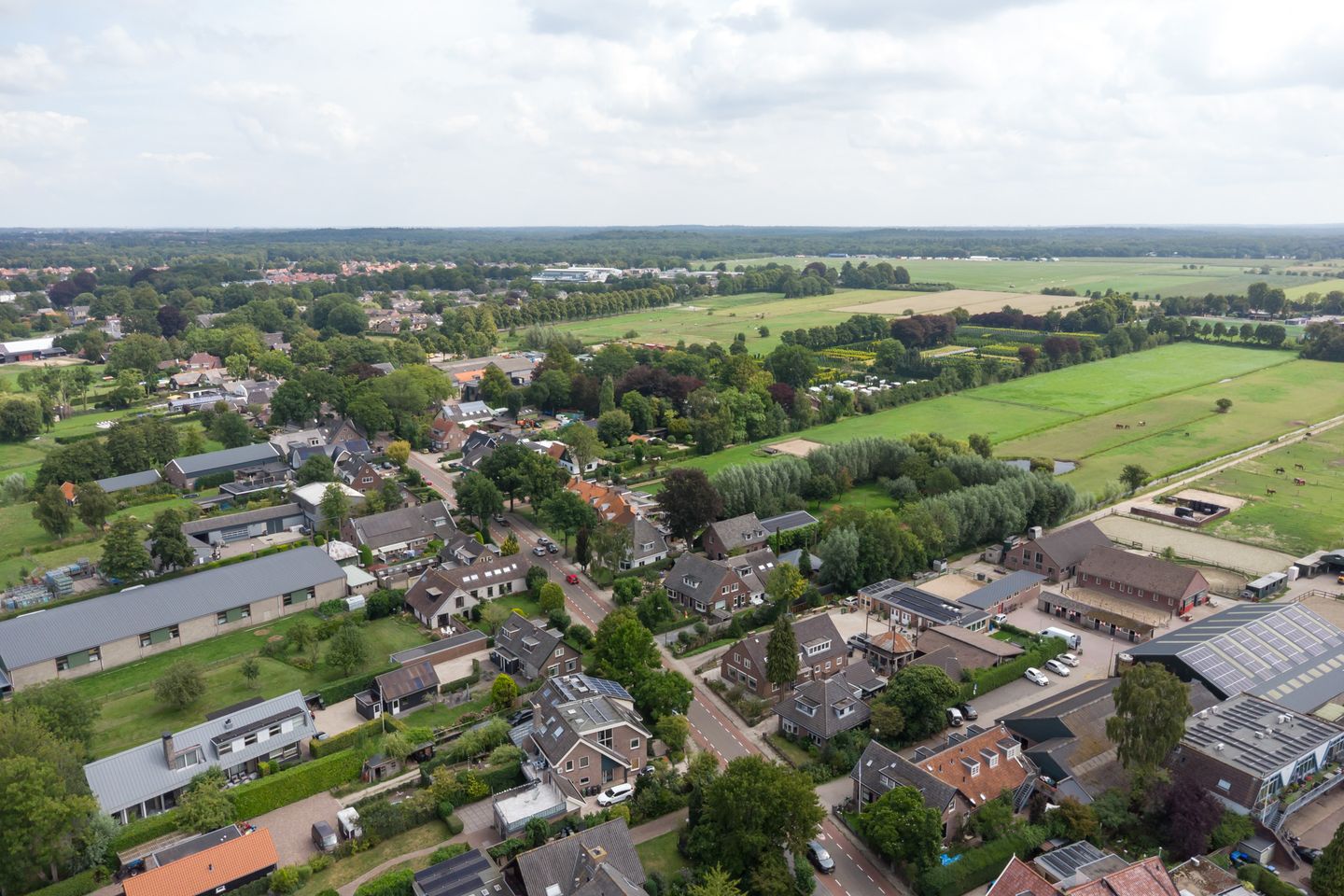 Foto 29 van Nieuw-Loosdrechtsedijk 127