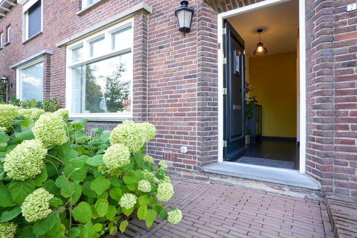 Foto 5 van Burg Strijkersstraat 7