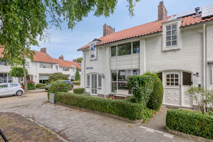 Photo 4 of St Adelbertuslaan 1