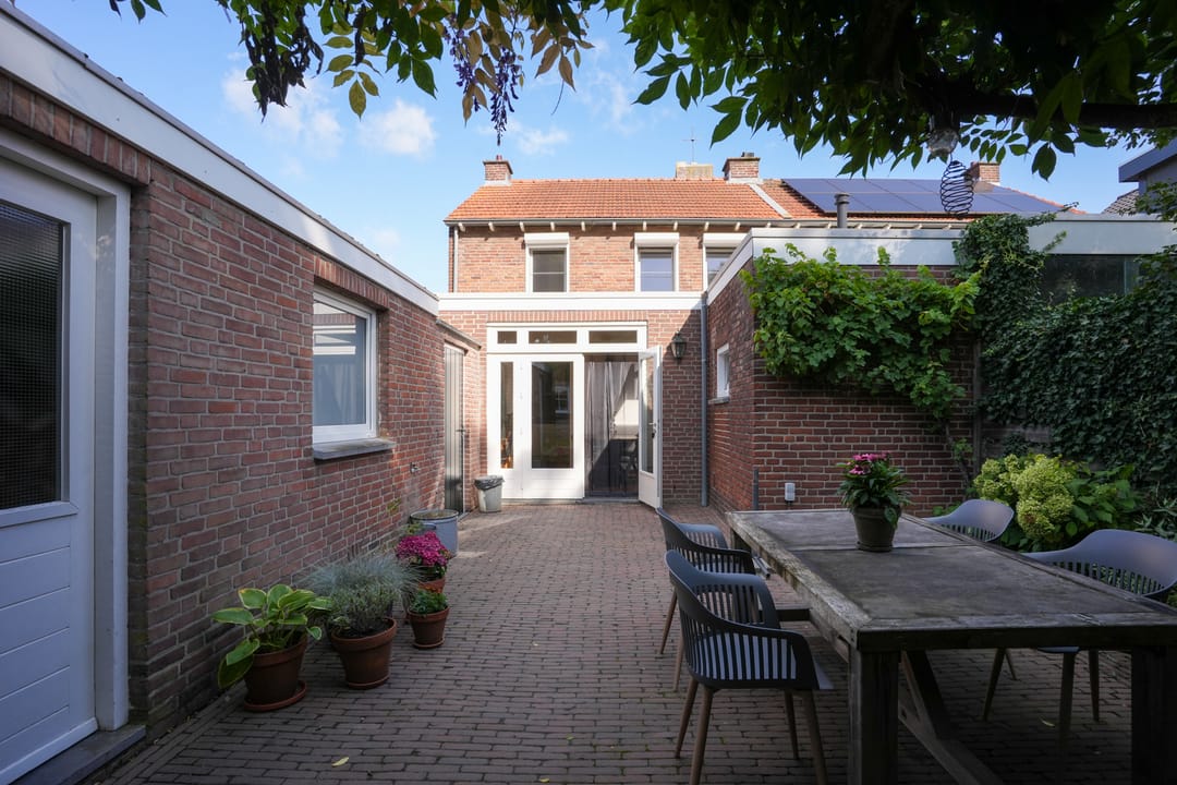 Foto 31 van Burg Strijkersstraat 7