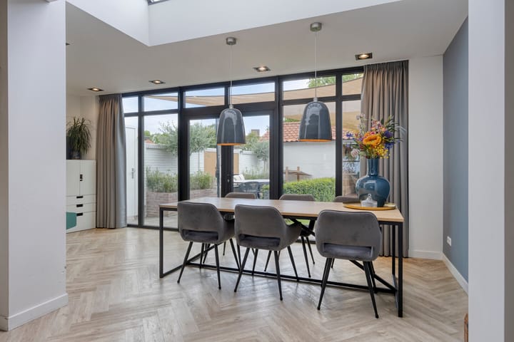 Photo 12 of St Adelbertuslaan 1