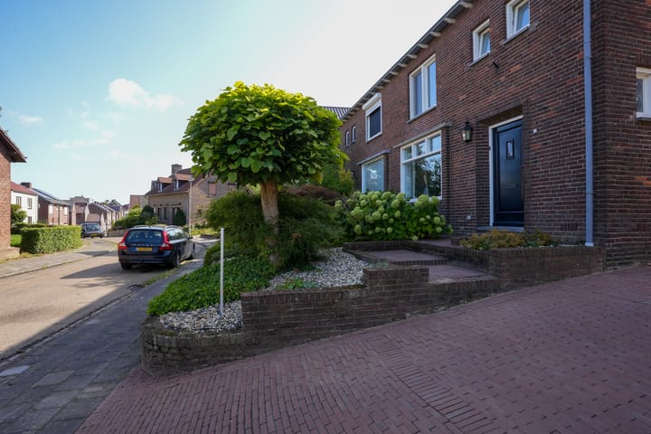 Foto 47 van Burg Strijkersstraat 7