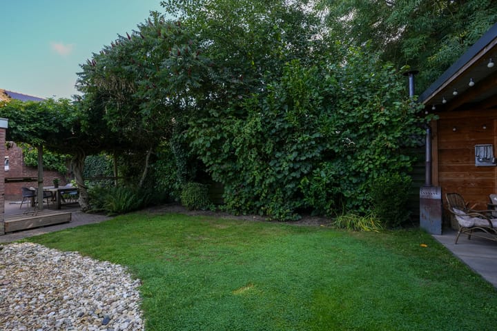 Foto 41 van Burg Strijkersstraat 7