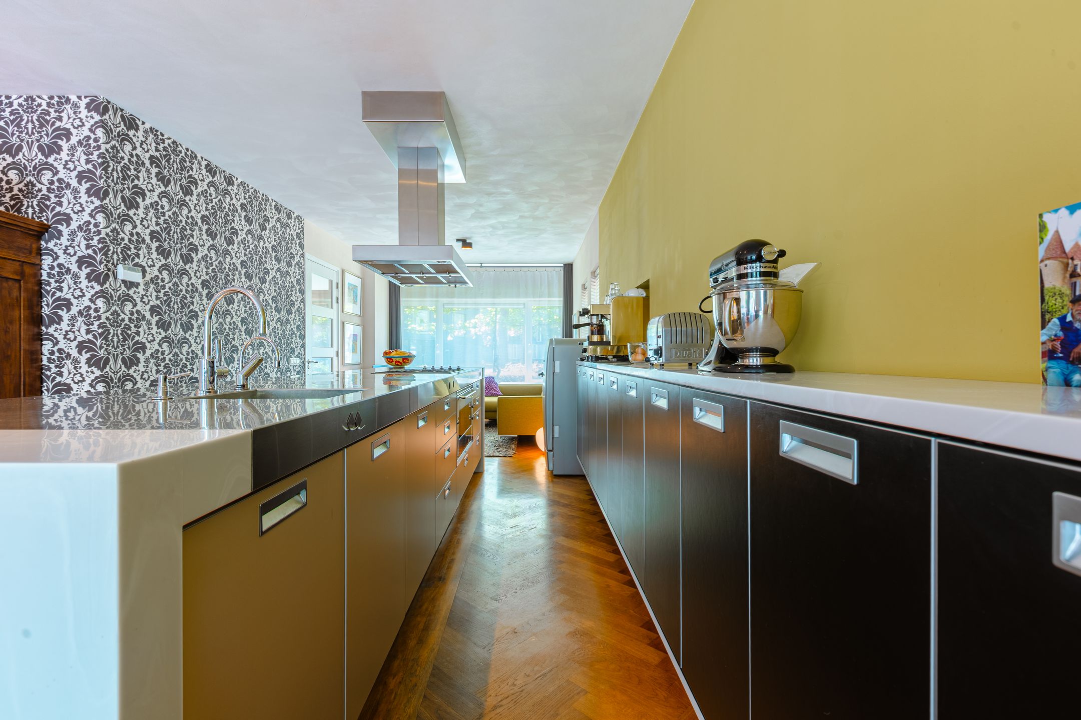 Photo 12 of Burg. Verwielstraat 25