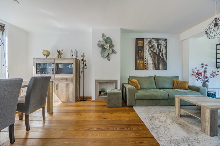 Photo 9 of Julianastraat 7