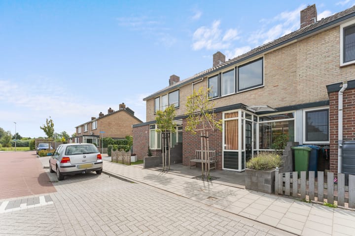 Foto 41 van Sperwerstraat 25