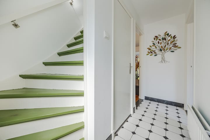 Photo 18 of Julianastraat 7