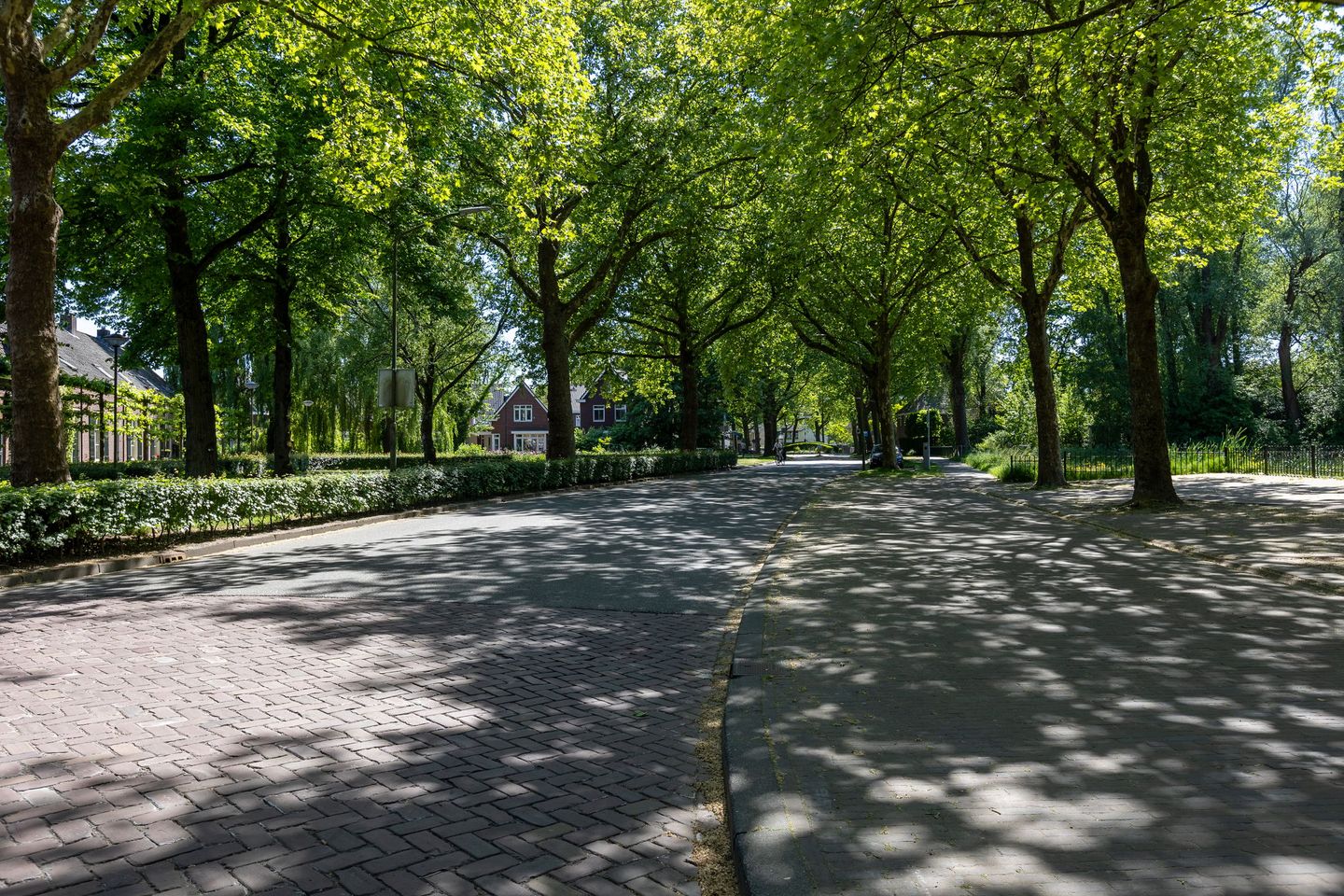 Photo 34 of Burg. Verwielstraat 25