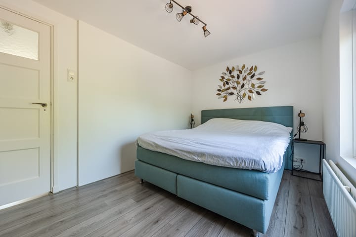 Photo 23 of Julianastraat 7