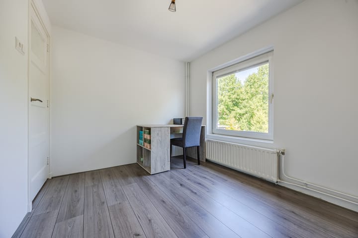 Photo 26 of Julianastraat 7