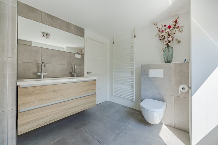 Photo 27 of Julianastraat 7