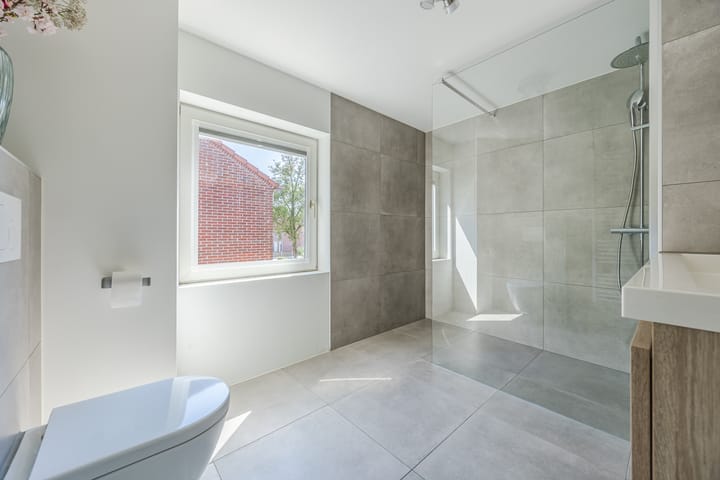 Photo 29 of Julianastraat 7