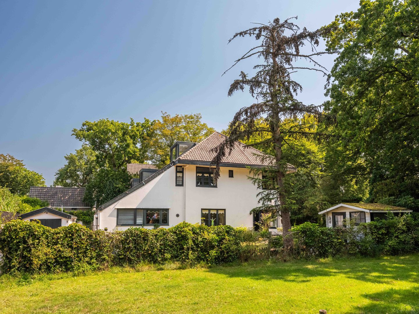 Foto 35 van Hertenlaan 8