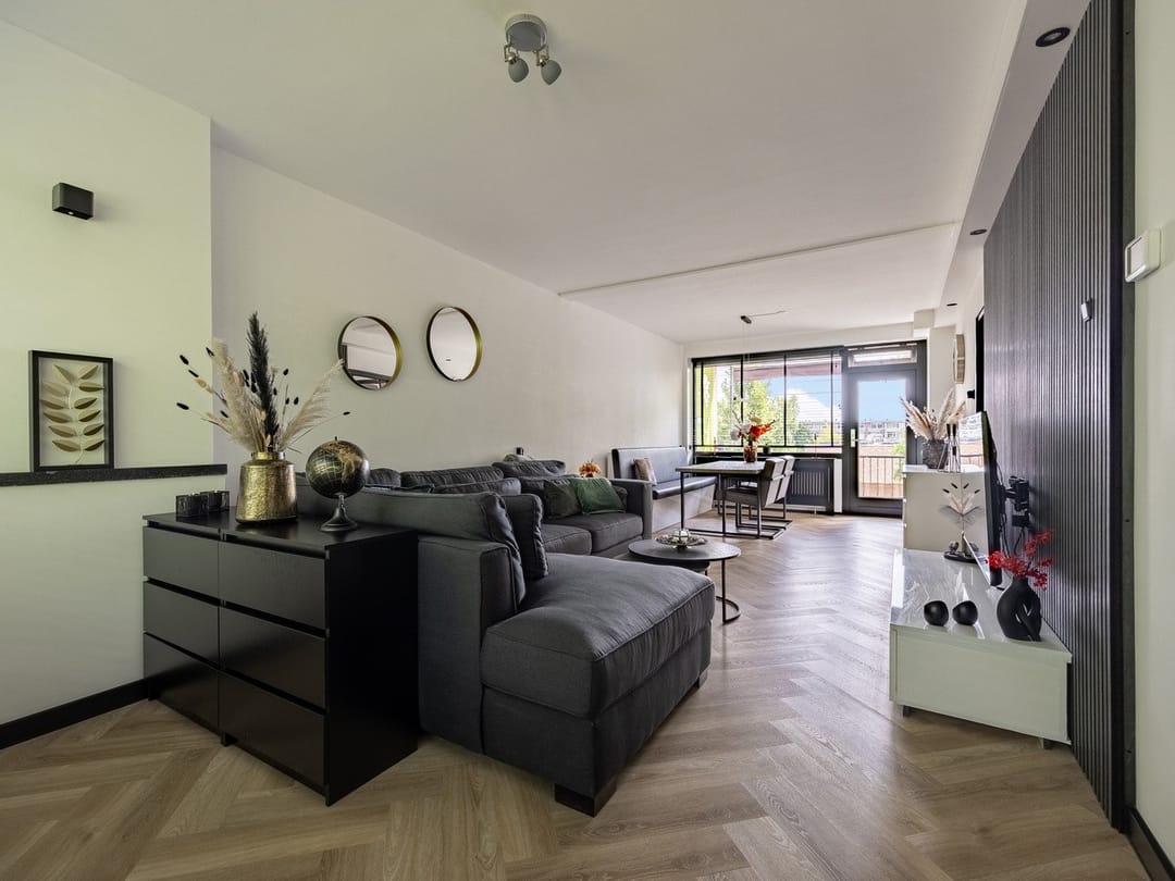 Foto 2 van Van Uvenweg 132-I