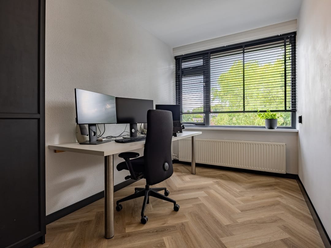 Foto 26 van Van Uvenweg 132-I