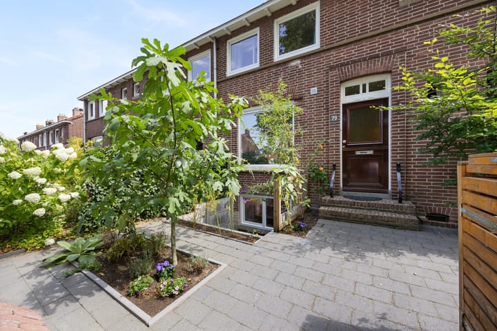 Photo 4 of Corduwenerstraat 79