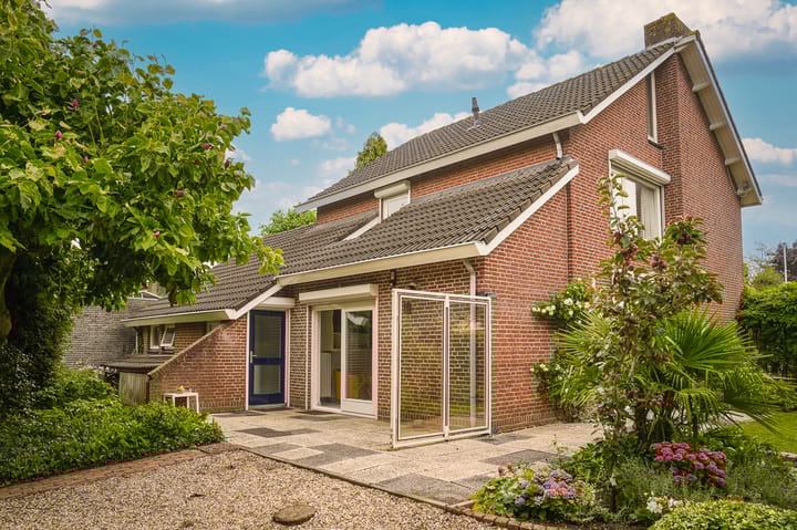 Foto 2 van Hogeweg 14-A