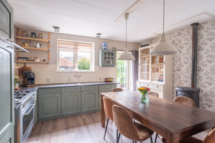 Foto 28 van Voorstraat 3