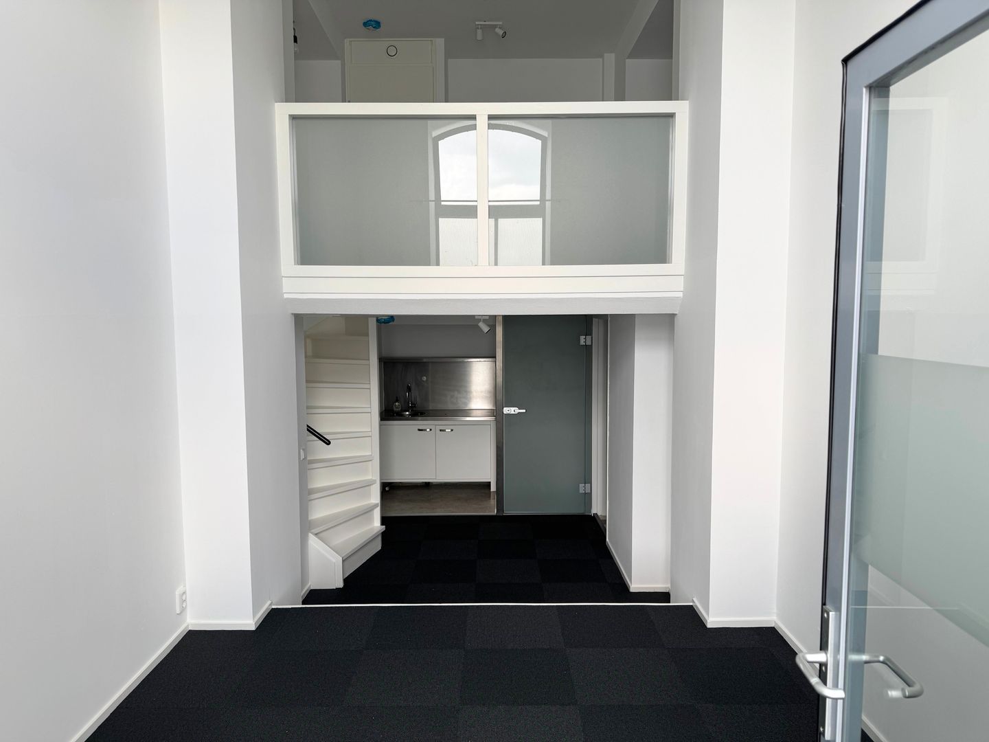 Bekijk foto 2 van Silodam 114