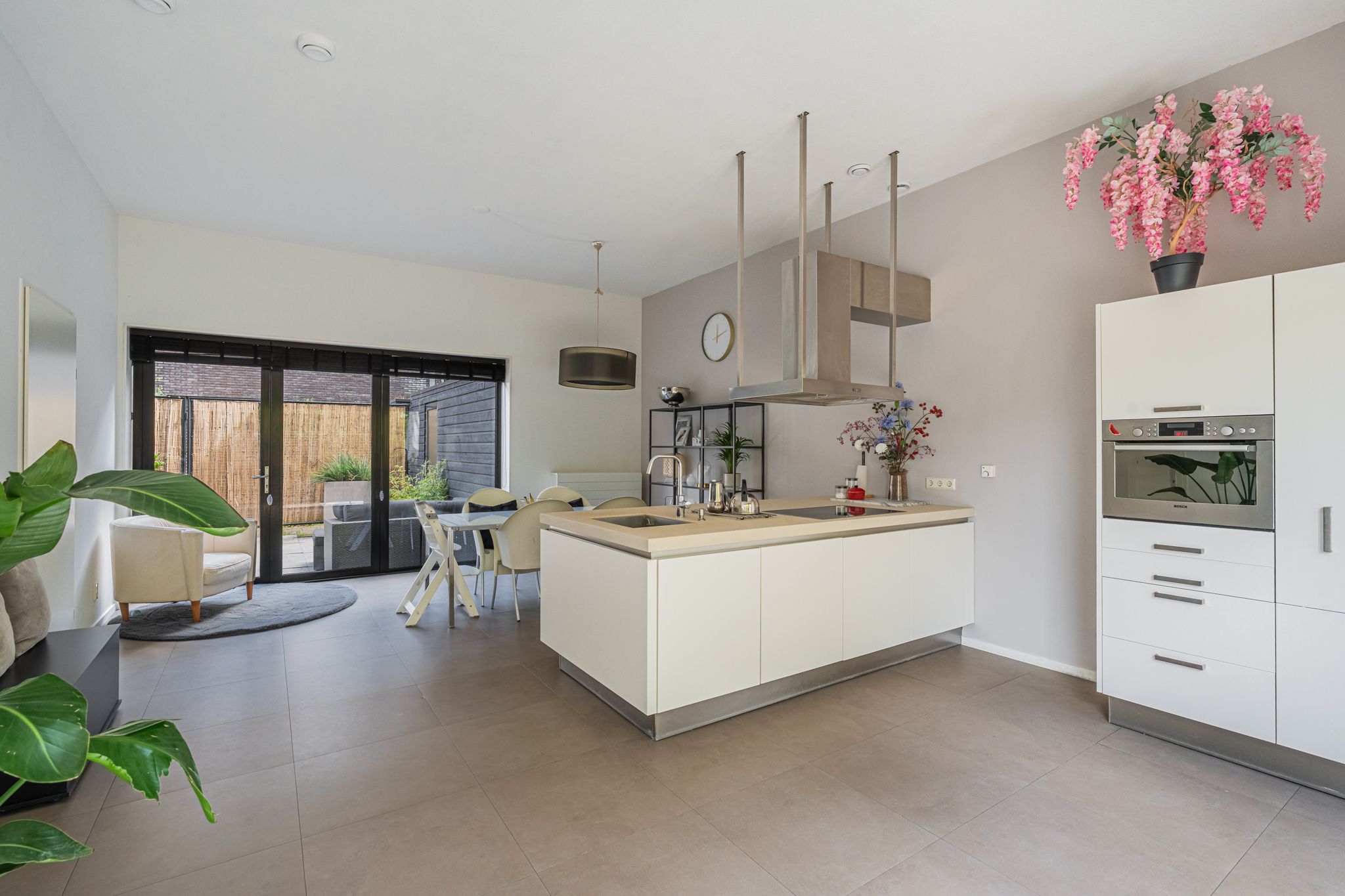 Foto 9 van Cor van Weelehof 1