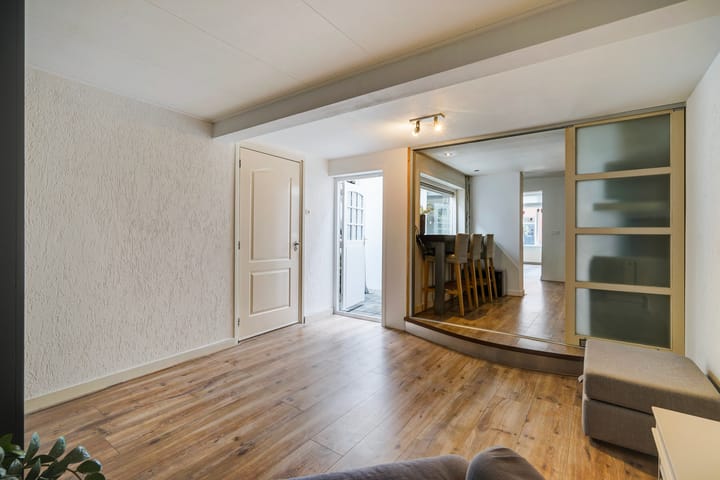 Foto 24 van Naaldwijkseweg 156