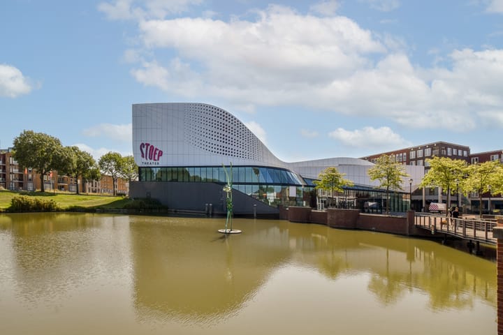 Photo 29 of Passage 43