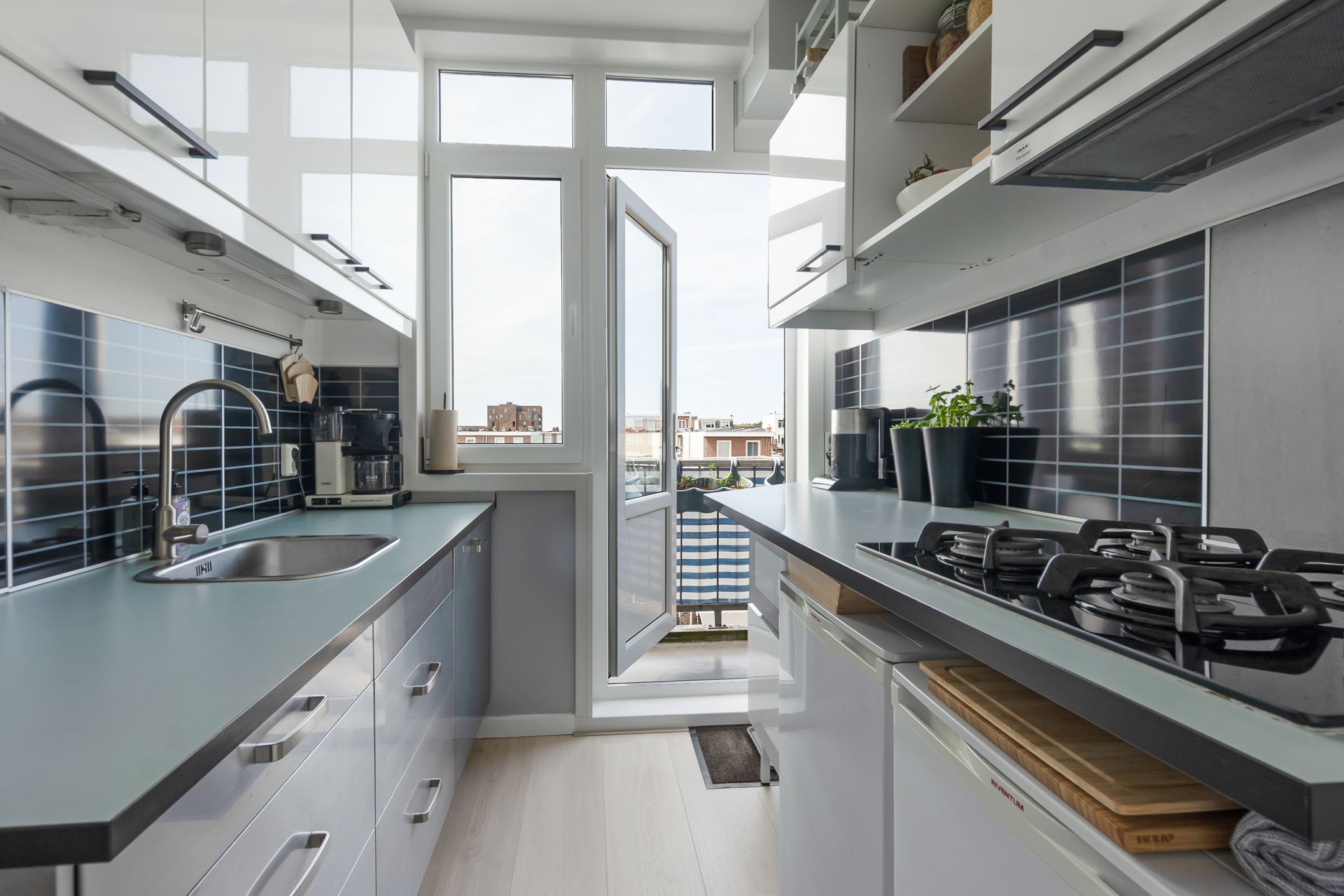 Foto 15 van Tholensestraat 75