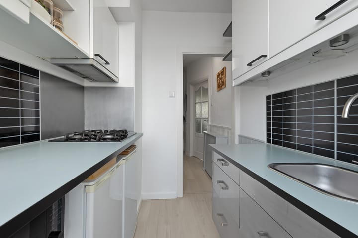 Foto 16 van Tholensestraat 75