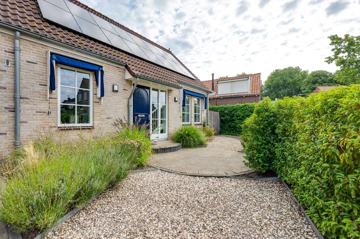 Foto 11 van Weesmolenstraat 6