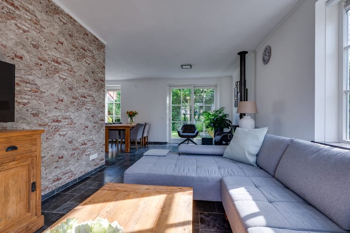 Foto 17 van Weesmolenstraat 6