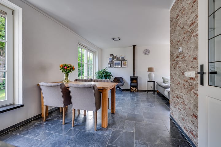 Foto 18 van Weesmolenstraat 6