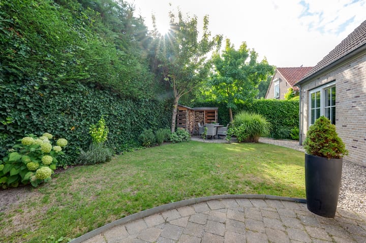 Foto 46 van Weesmolenstraat 6