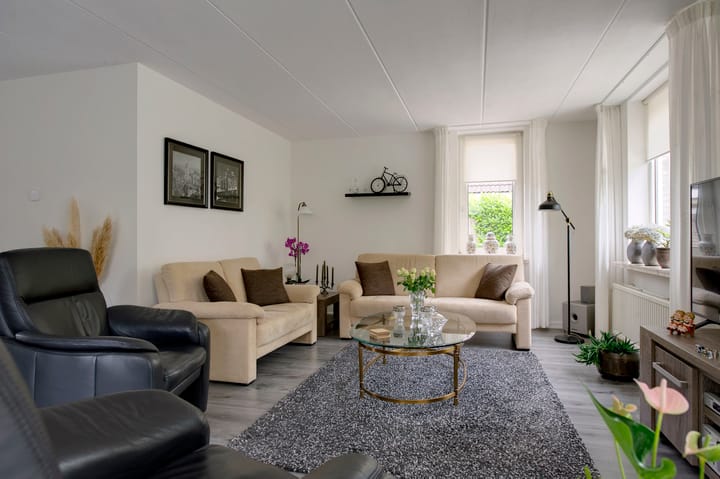 Foto 9 van Fluitekruid 27