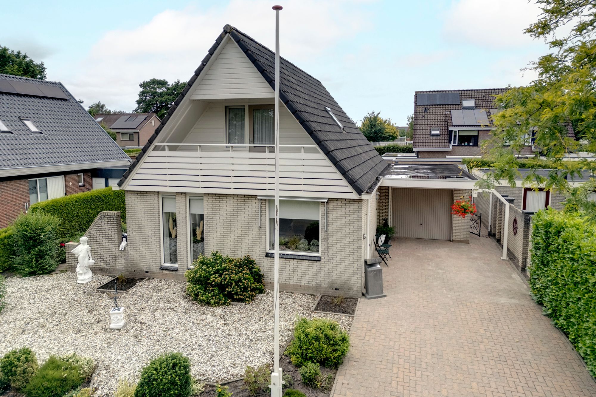 Foto 36 van Fluitekruid 27