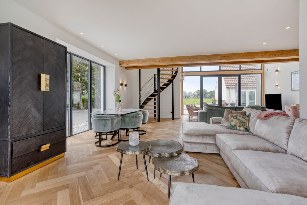 Foto 11 van Rouwstraat 1