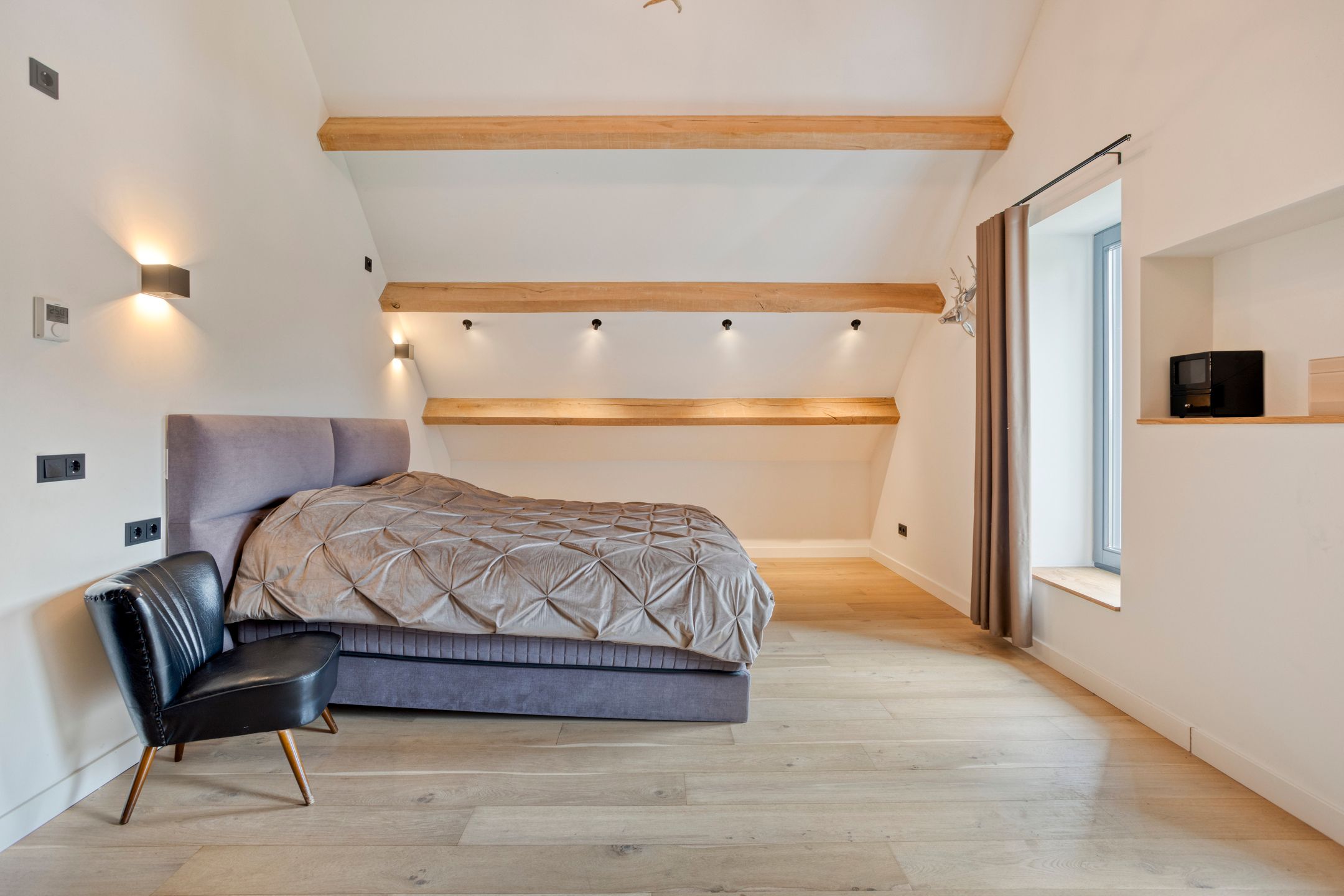 Foto 24 van Rouwstraat 1