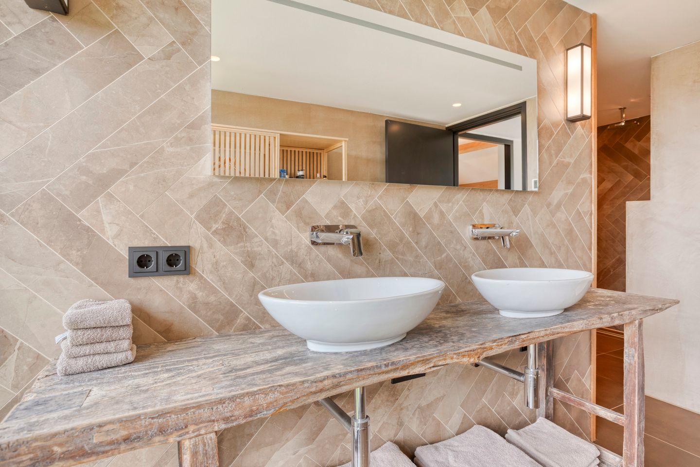 Foto 29 van Rouwstraat 1