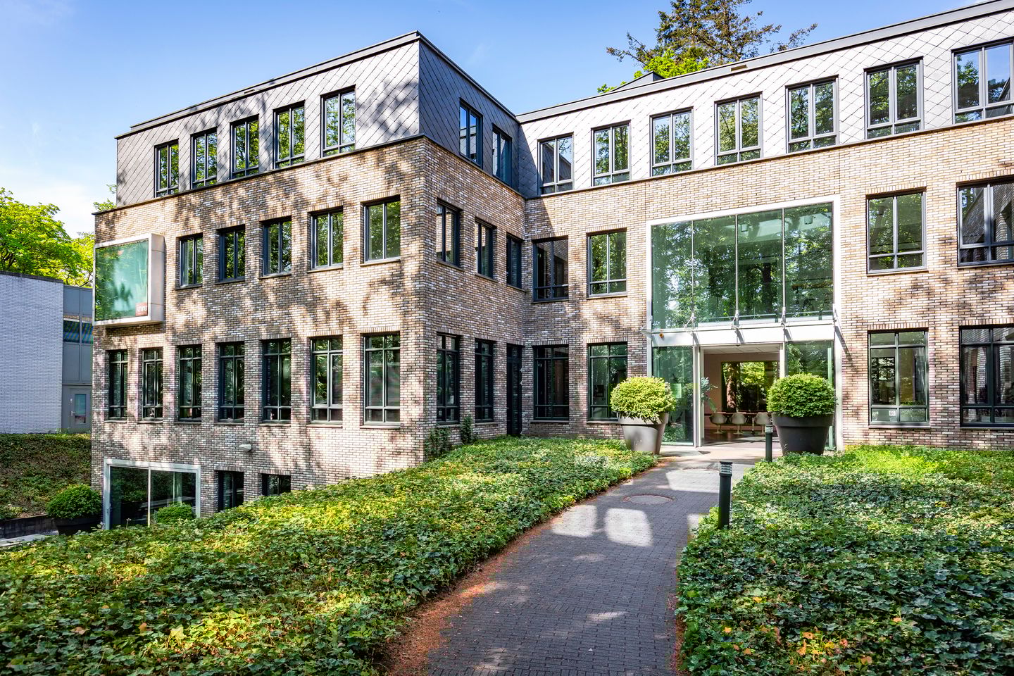 Bekijk foto 3 van Catharina van Renneslaan 20